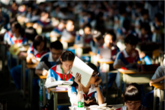 台湾嘉义凤山陈氏宗亲返福建南安祖地祭祖